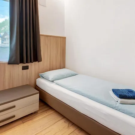Snowlake Apartment