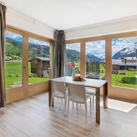 Snowlake Apartment *